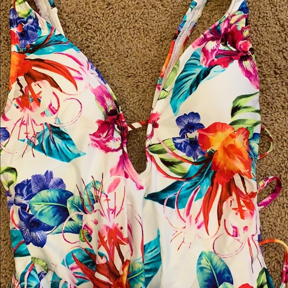 ATHENA one piece - Picture 5 of 6